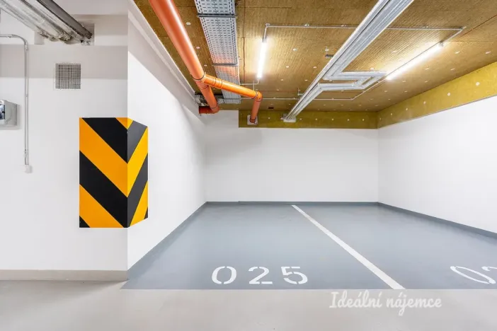 Pronájem bytu 2+kk, Praha - Dolní Chabry, K Beranovu, 50 m2