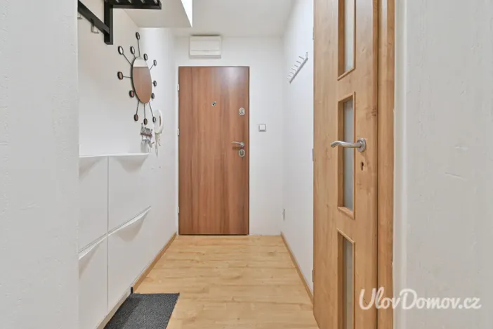 Prodej bytu 2+1, Praha - Kobylisy, Paláskova, 55 m2