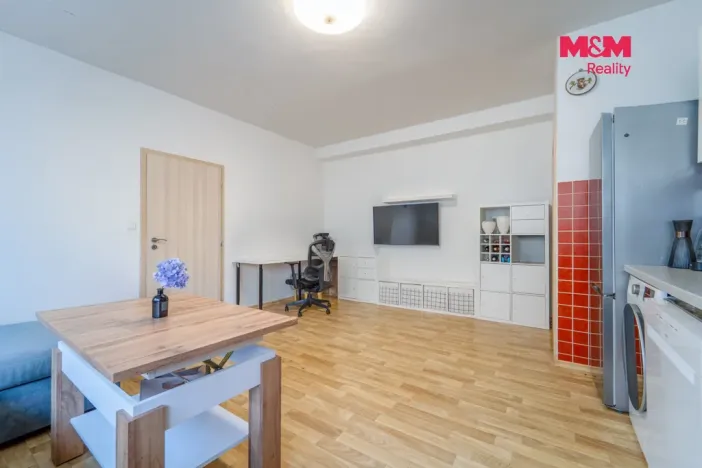Prodej bytu 2+kk, Praha - Holešovice, U městských domů, 42 m2
