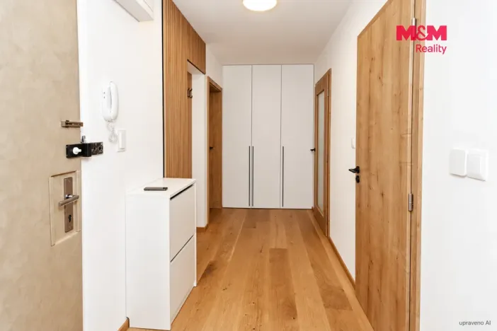 Prodej bytu 3+kk, Praha - Újezd, Vodnická, 84 m2