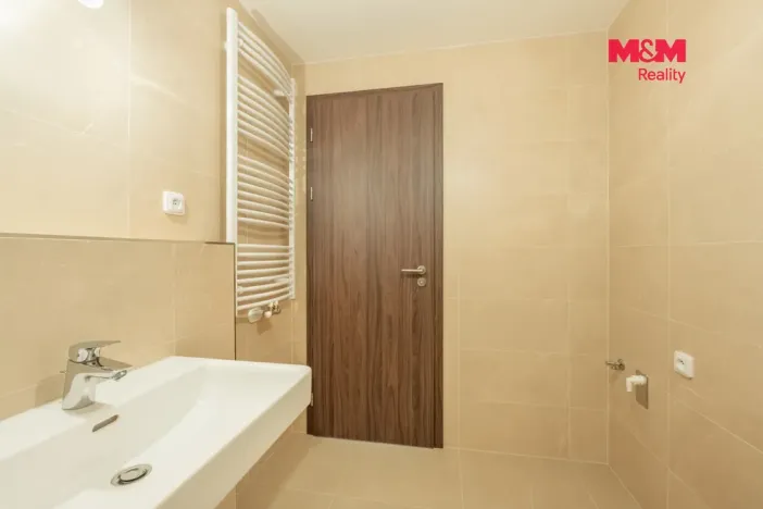 Prodej bytu 2+kk, Praha, Prosecká, 39 m2