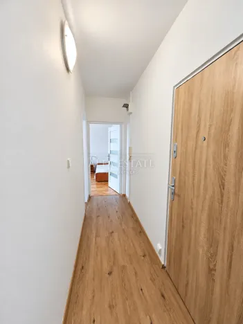 Pronájem bytu 2+1, Karlovy Vary - Drahovice, Vítězná, 63 m2