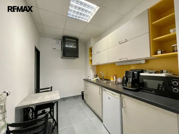 Pronájem kanceláře, Třebíč - Nové Dvory, Fr. Hrubína, 12 m2