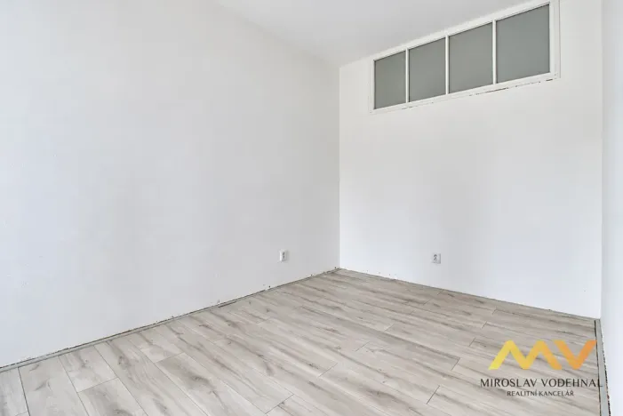 Pronájem bytu 3+1, Hradec Králové, Nerudova, 95 m2