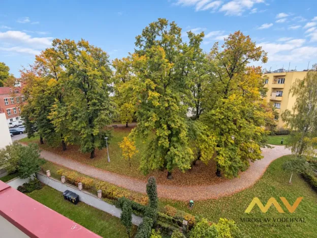 Pronájem bytu 3+1, Hradec Králové, Nerudova, 95 m2