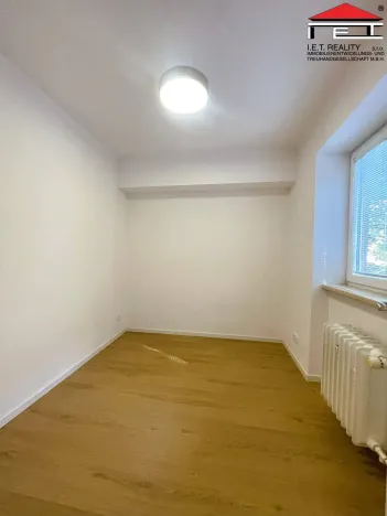 Pronájem bytu 2+kk, Ostrava - Moravská Ostrava, Dvořákova, 32 m2