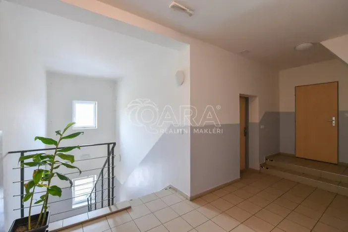 Pronájem bytu 1+kk, Týnec nad Sázavou - Chrást nad Sázavou, 30 m2