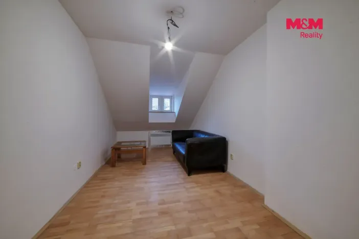 Pronájem bytu 2+1, Mariánské Lázně - Úšovice, Anglická, 50 m2