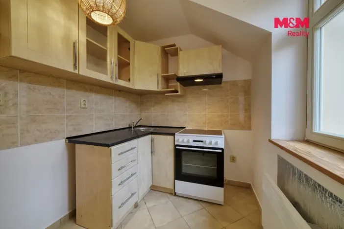 Pronájem bytu 2+1, Mariánské Lázně - Úšovice, Anglická, 50 m2