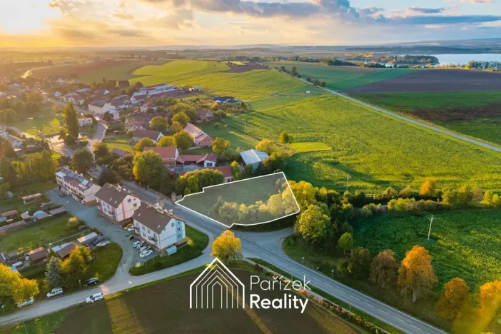 Prodej pozemku pro bydlení, Nahořany, 2228 m2
