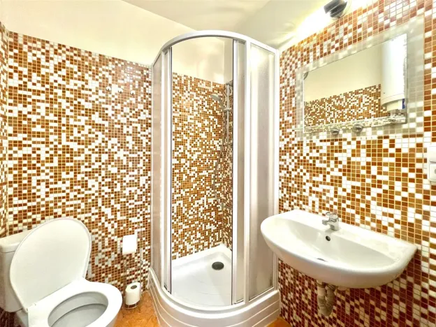 Pronájem bytu 1+1, Praha - Smíchov, Radlická, 35 m2