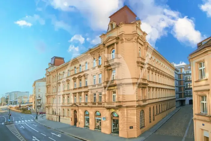 Pronájem kanceláře, Praha - Nové Město, Klimentská, 228 m2