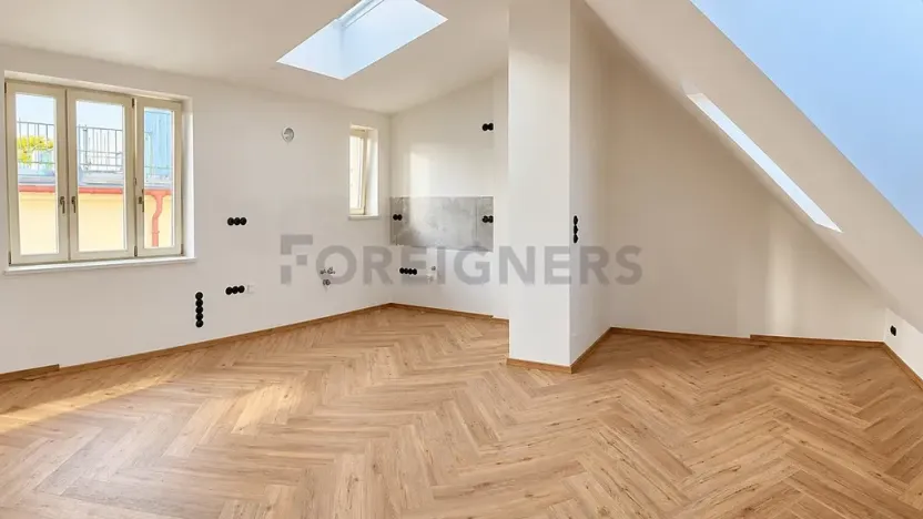 Pronájem bytu 1+kk, Praha - Žižkov, Čajkovského, 31 m2