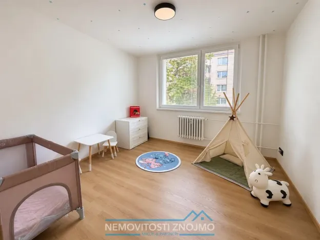 Pronájem bytu 3+1, Znojmo, Gagarinova, 76 m2