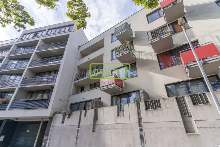 Prodej bytu 3+kk, Praha, U michelského mlýna, 75 m2