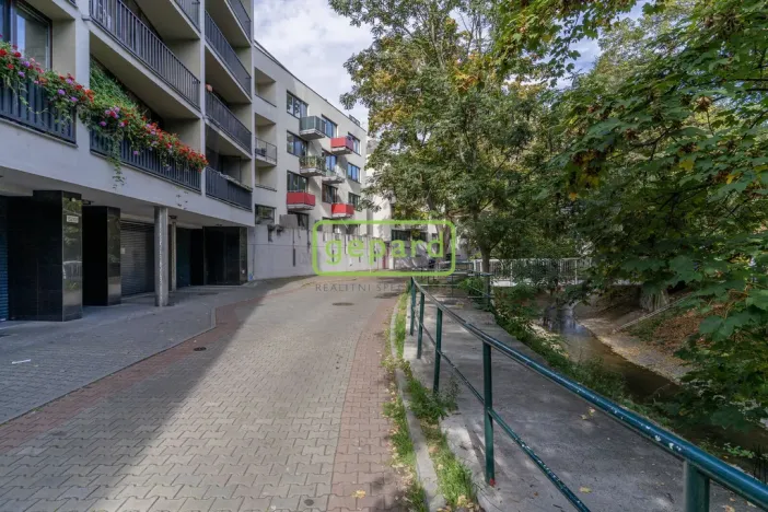 Prodej bytu 3+kk, Praha, U michelského mlýna, 75 m2