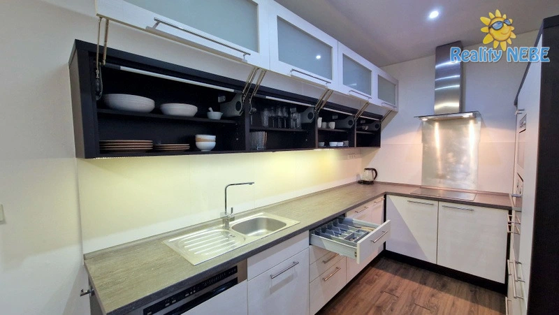 Pronájem bytu 2+kk, Praha - Vršovice, Moskevská, 46 m2