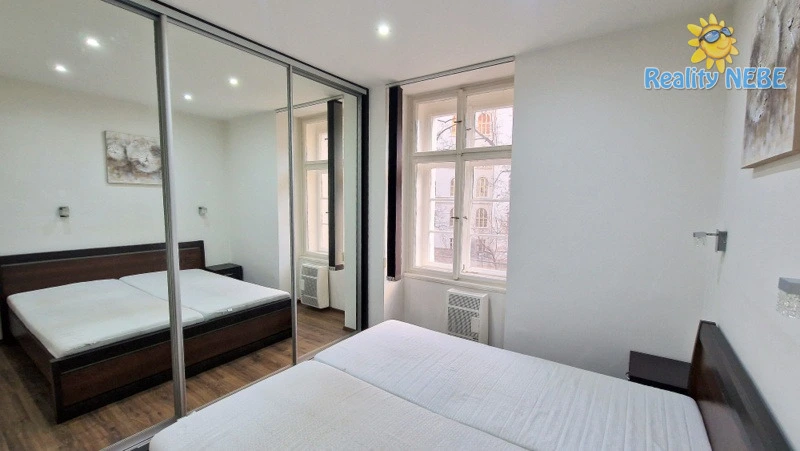 Pronájem bytu 2+kk, Praha - Vršovice, Moskevská, 46 m2