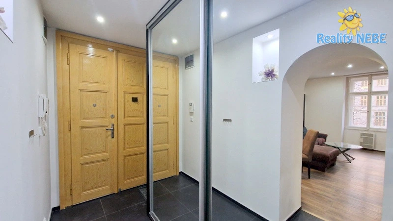 Pronájem bytu 2+kk, Praha - Vršovice, Moskevská, 46 m2