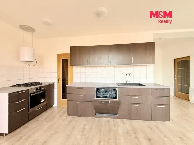 Pronájem bytu 1+kk, Praha - Dejvice, Koulova, 61 m2