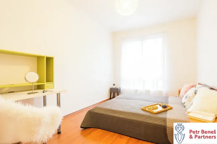 Pronájem bytu 2+kk, Slaný, Kybalova, 50 m2