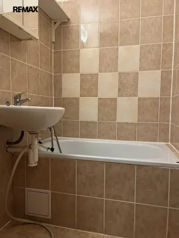 Pronájem bytu 1+kk, Kladno, Norská, 34 m2