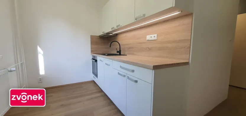 Prodej bytu 1+1, 34 m², Luh, Vsetín