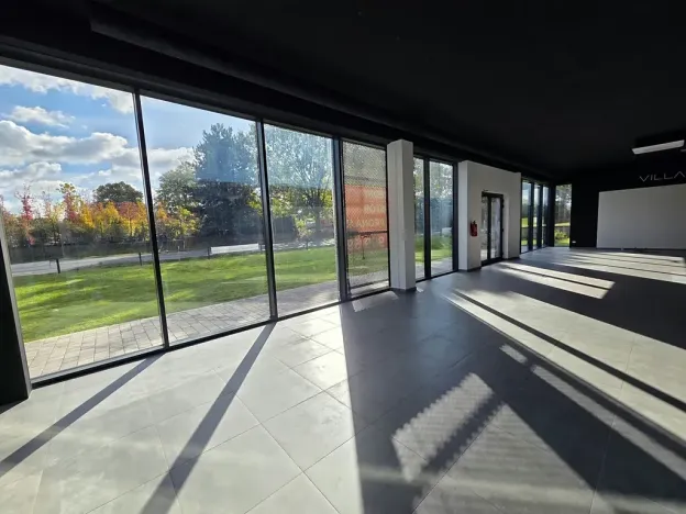Pronájem obchodního prostoru, Říčany, Duhová, 281 m2