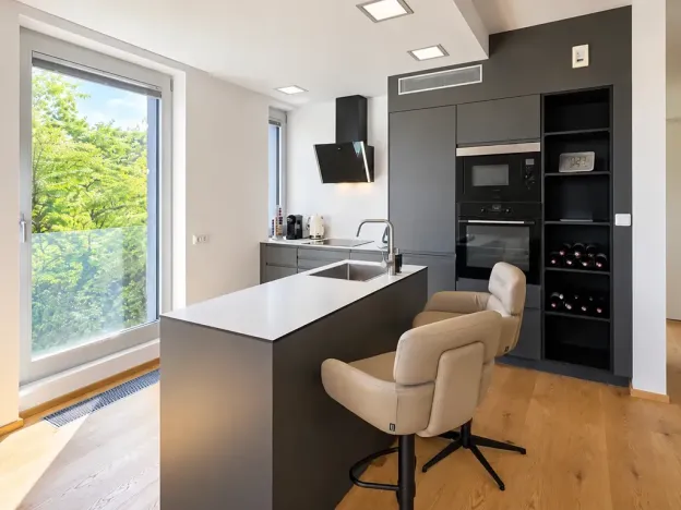 Pronájem bytu 3+kk, Praha - Smíchov, U Dívčích hradů, 123 m2