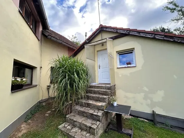 Prodej zemědělské usedlosti, Červené Pečky, Dobešovice, 425 m2