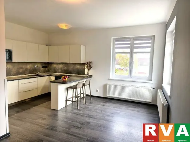 Prodej bytu 2+kk, Stříbro, Revoluční, 69 m2
