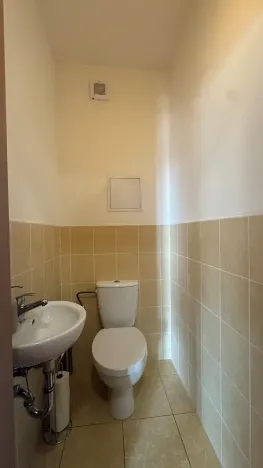 Pronájem bytu 2+kk, Praha - Řeporyje, Wiesenthalova, 84 m2
