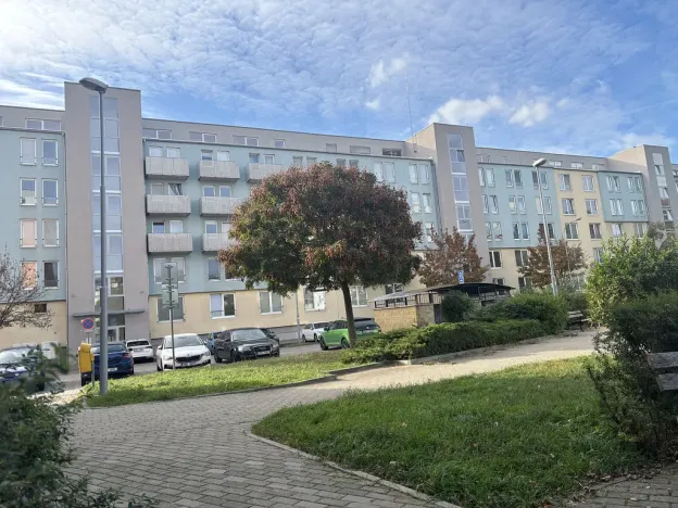 Pronájem bytu 2+kk, Brno, Zderadova, 50 m2