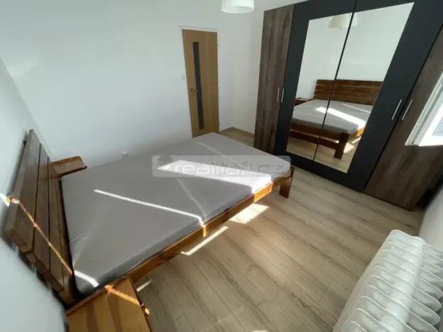 Pronájem bytu 2+1, Plzeň - Lobzy, Pod Vrchem, 50 m2