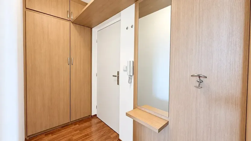 Prodej bytu 2+kk, Praha - Vršovice, Krymská, 39 m2
