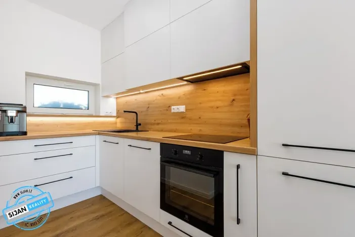Prodej bytu 2+kk, Otice, Rybníčky, 42 m2