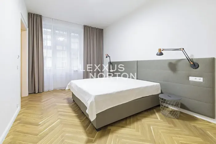 Pronájem bytu 2+kk, Praha - Bubeneč, Čs. armády, 71 m2
