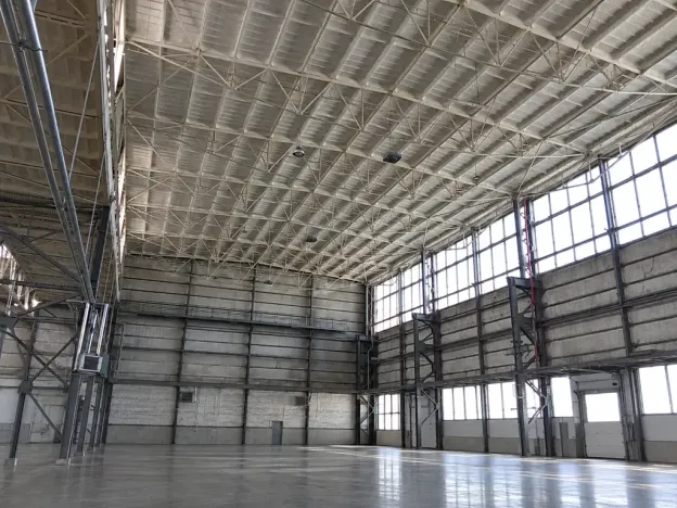 Pronájem skladu, Praha - Hostivař, U továren, 10570 m2
