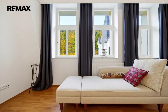 Prodej bytu 3+1, Karlovy Vary, Mariánskolázeňská, 141 m2