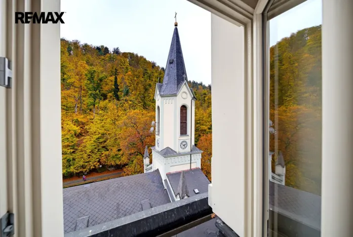 Prodej bytu 3+1, Karlovy Vary, Mariánskolázeňská, 141 m2