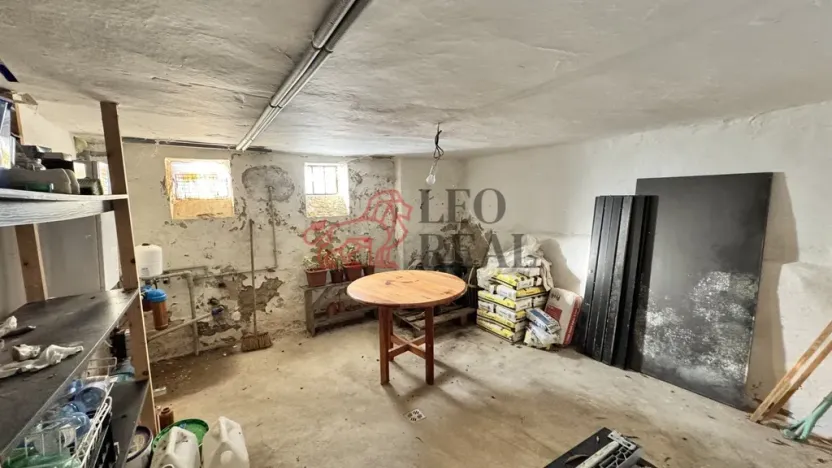 Prodej rodinného domu, Lopeník, 250 m2