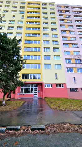 Pronájem bytu 2+kk, Praha - Kamýk, Cuřínova, 43 m2