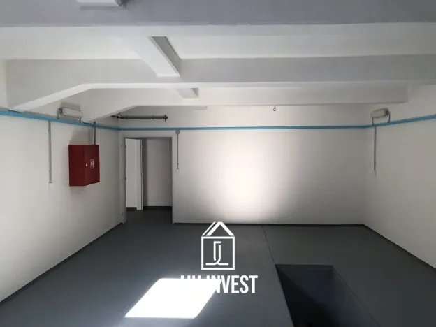 Pronájem garáže, 51 m², Nerudova, Krásná Lípa