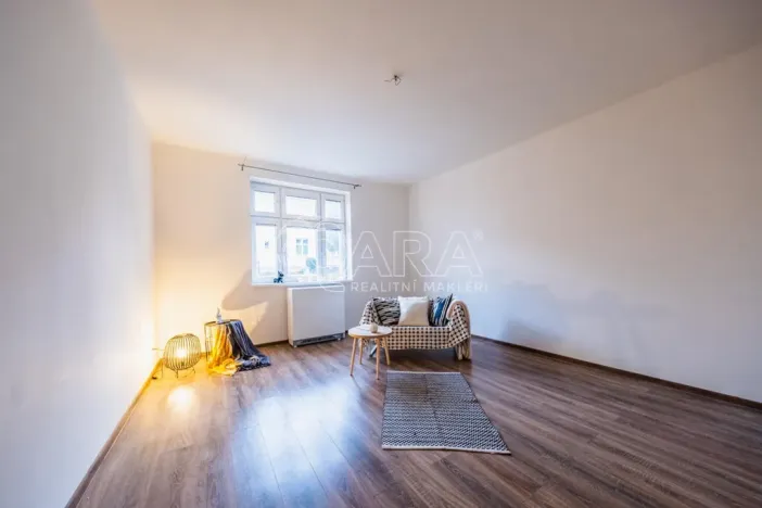 Pronájem bytu 1+1, Praha - Motol, Kudrnova, 29 m2