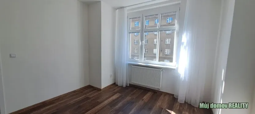Pronájem bytu 3+kk, Praha - Žižkov, Jeseniova, 64 m2