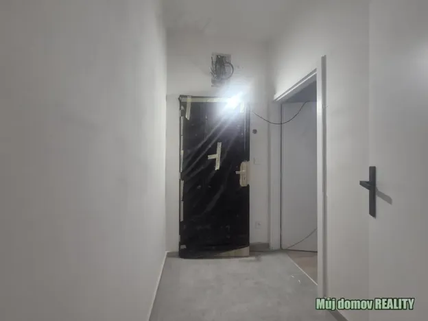 Pronájem bytu 1+kk, Praha - Libeň, Na Truhlářce, 30 m2