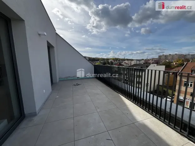 Pronájem bytu 2+kk, Kralupy nad Vltavou, Palackého nám., 46 m2