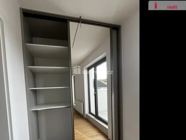 Pronájem bytu 2+kk, Kralupy nad Vltavou, Palackého nám., 46 m2