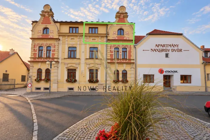 Pronájem bytu 3+1, Horažďovice, Husovo náměstí, 74 m2