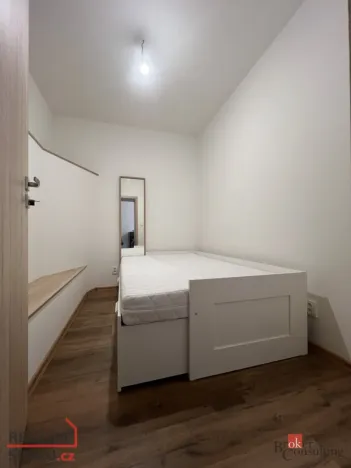 Pronájem bytu 1+kk, Ostrava - Martinov, Kamenná, 33 m2